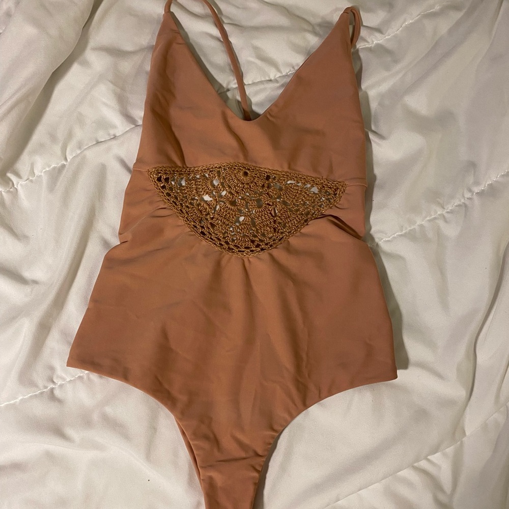 Benoa swim one piece